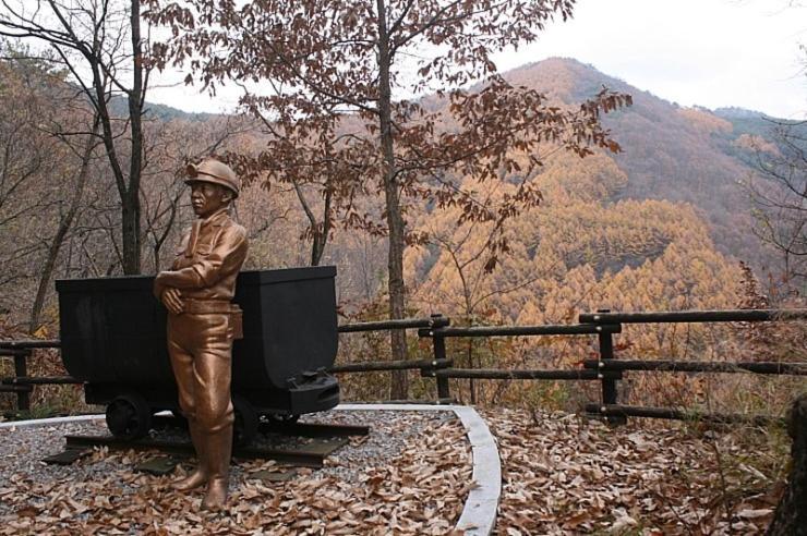 Moon On The Cloud Villa Yeongwol ภายนอก รูปภาพ